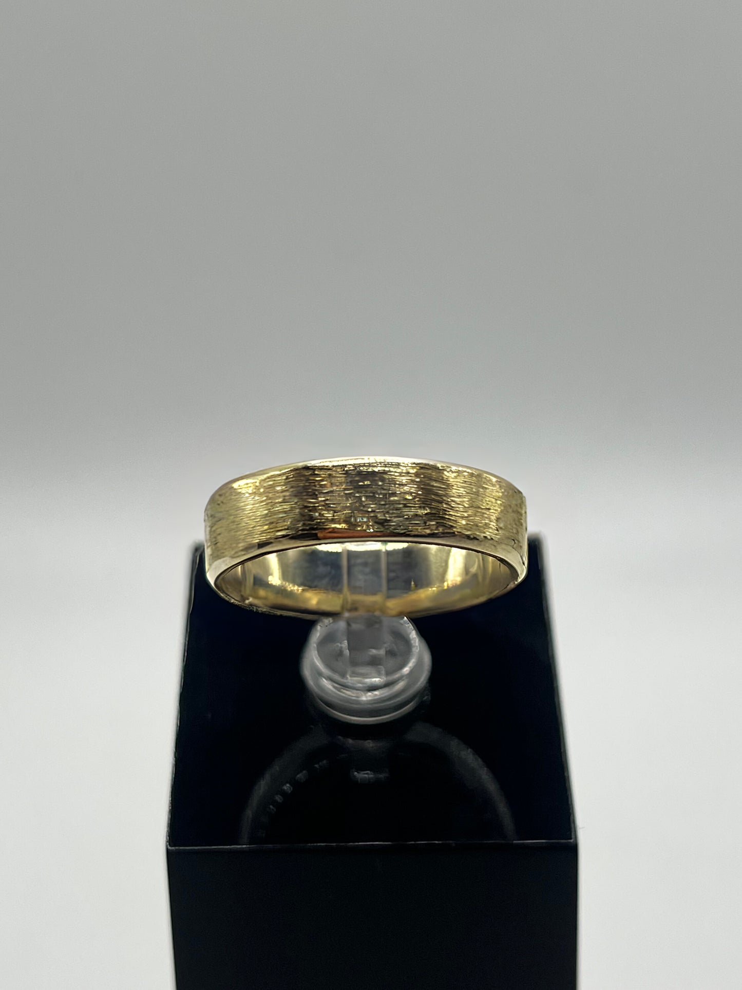 6mm 9ct Yellow Gold - Filed Finish Wedding Ring